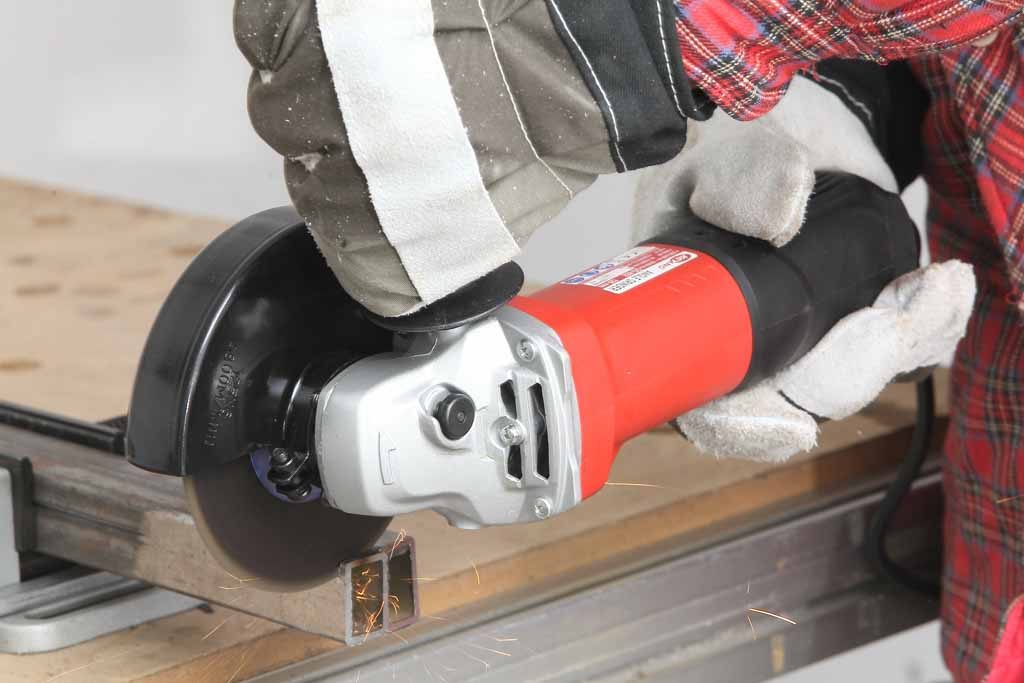 yêu tố nguy hiểm khi vận hành máy mài 03